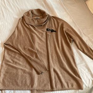 JM, Beige knitted poncho, loose turtle neck, nice buckle detail in front, size L